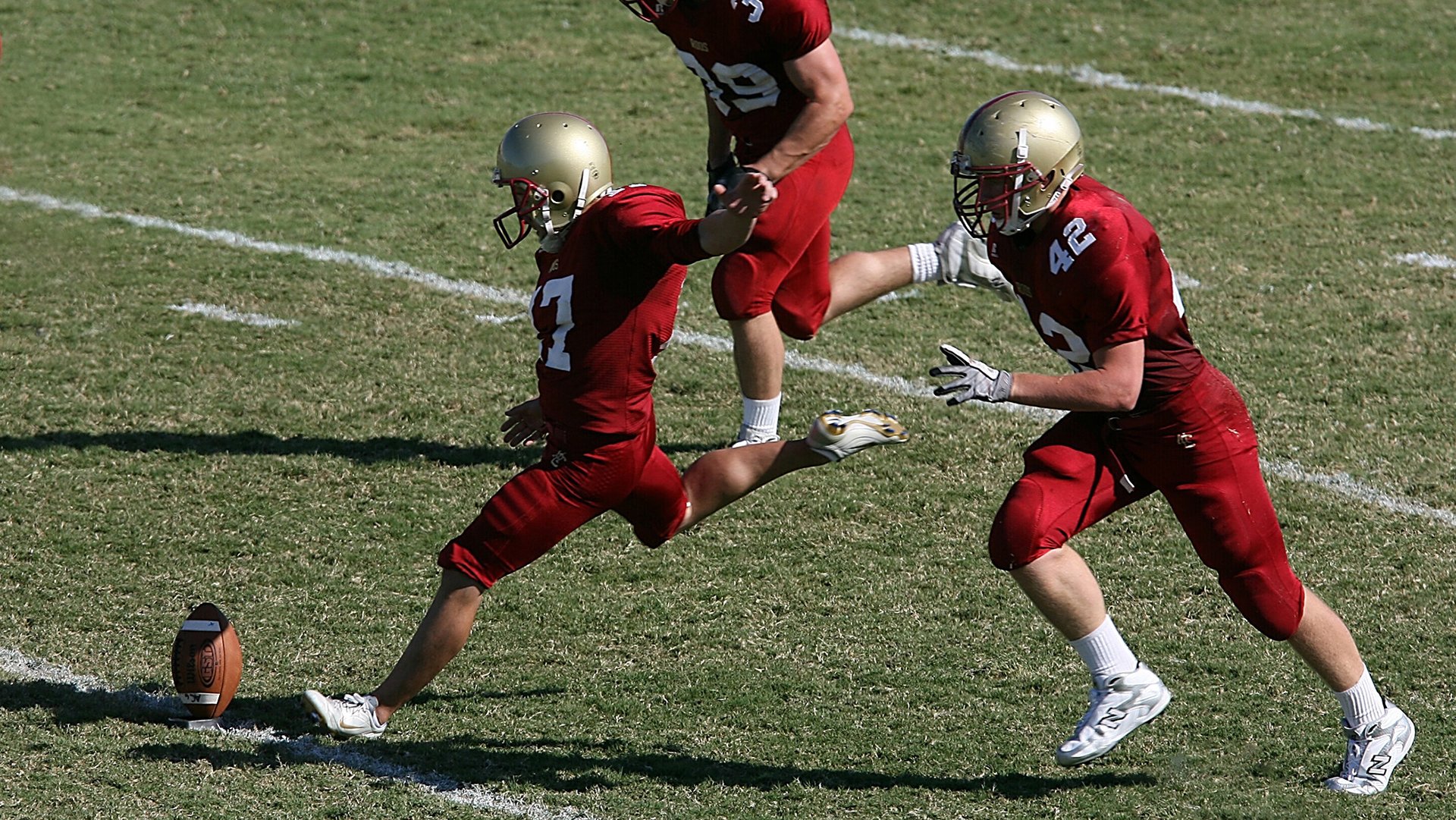 拜仁精准传控提高进攻成功率，拜仁控球