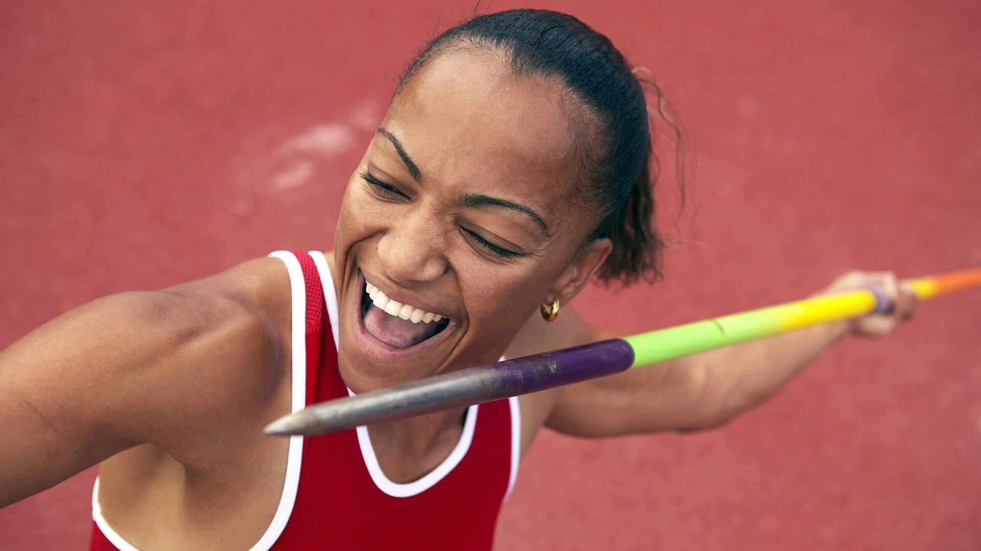 高水平防守对决中双方都未能破门比赛悬念持续至终场哨响